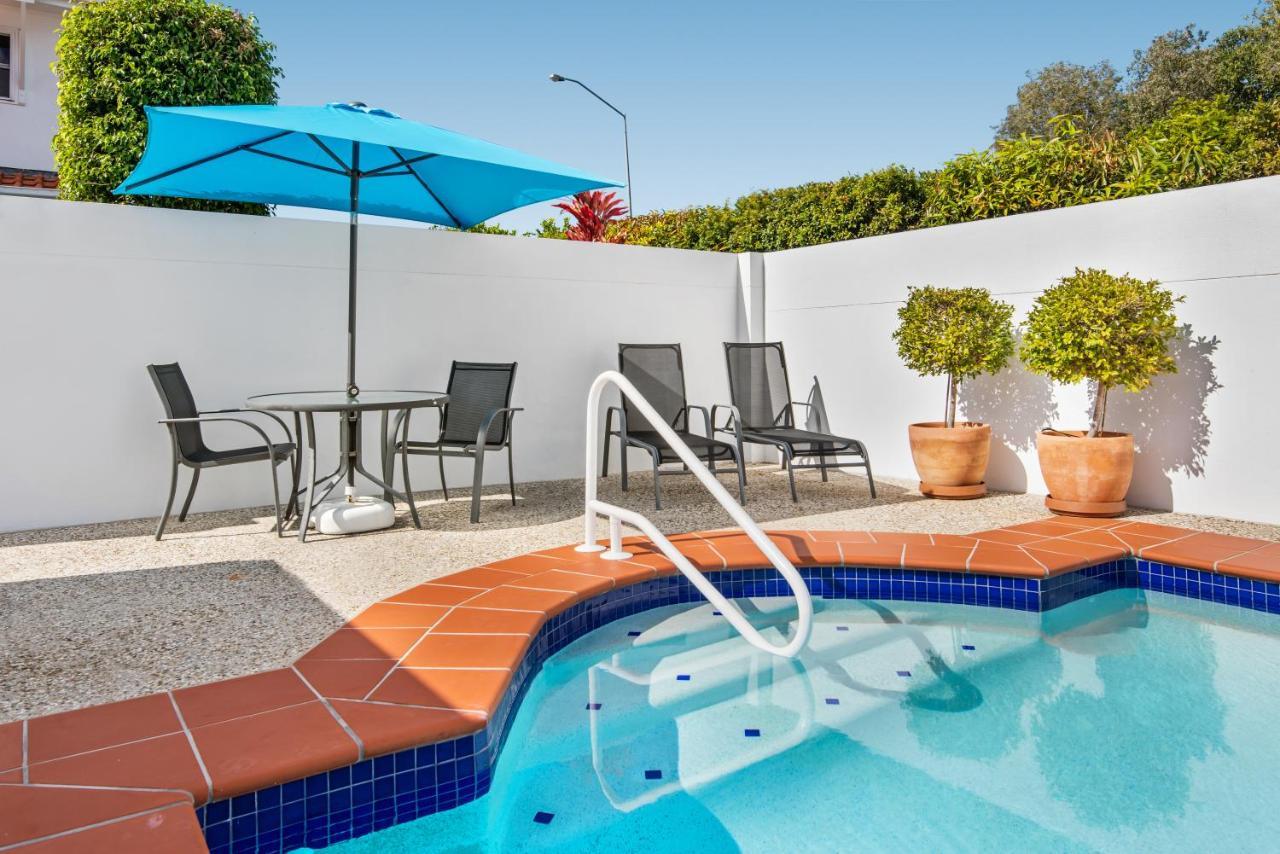 Villa Aqua Noosaville Bagian luar foto