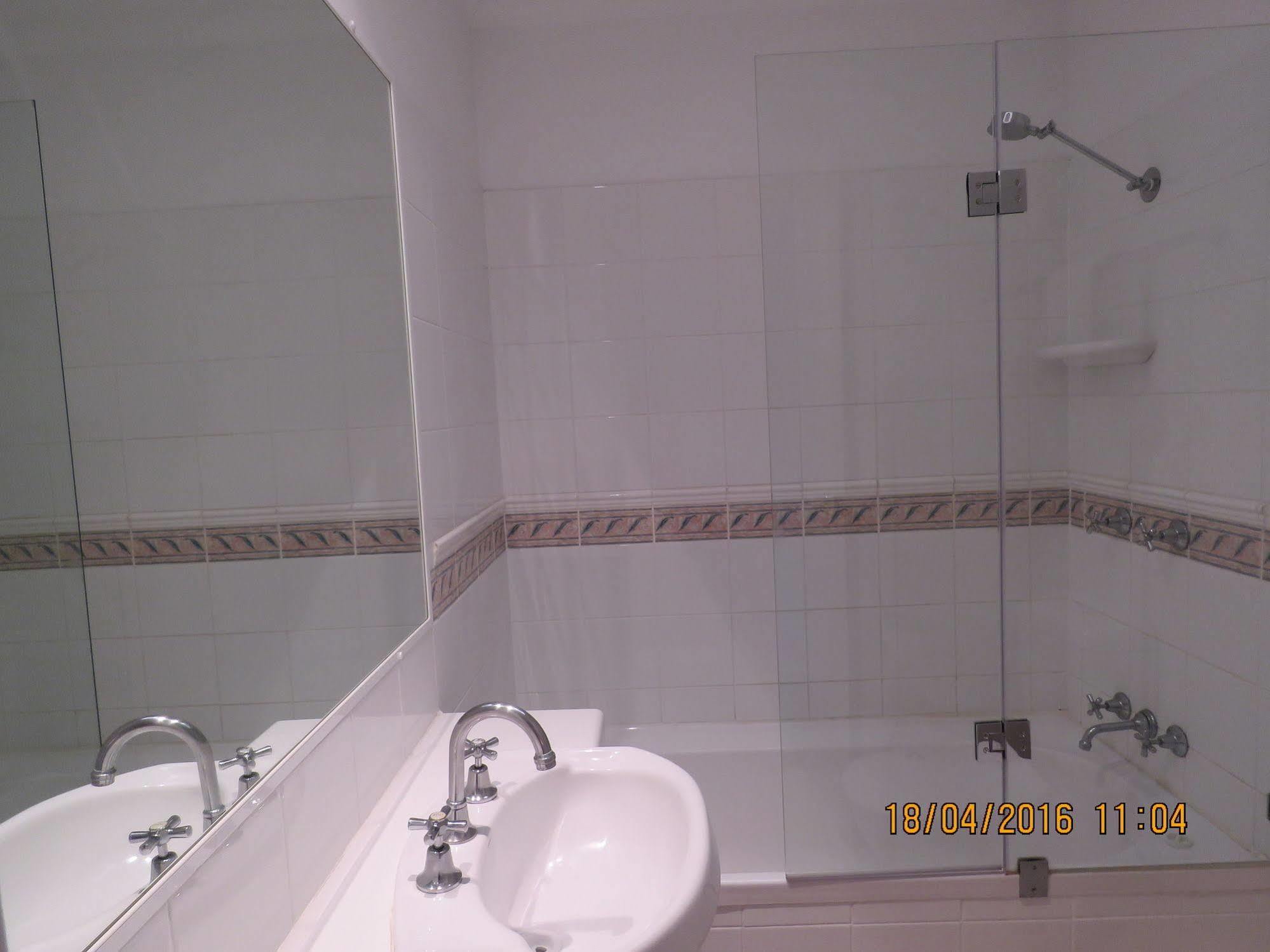Villa Aqua Noosaville Bagian luar foto