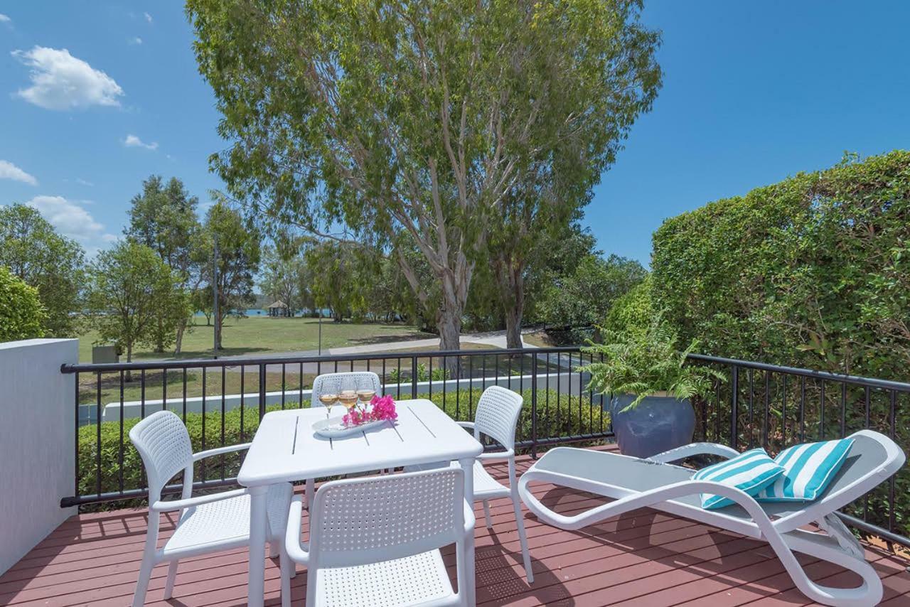 Villa Aqua Noosaville Bagian luar foto